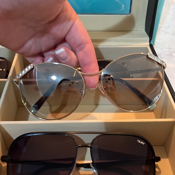 I Love Sunglasses 🕶️ - Picture 4 of 10